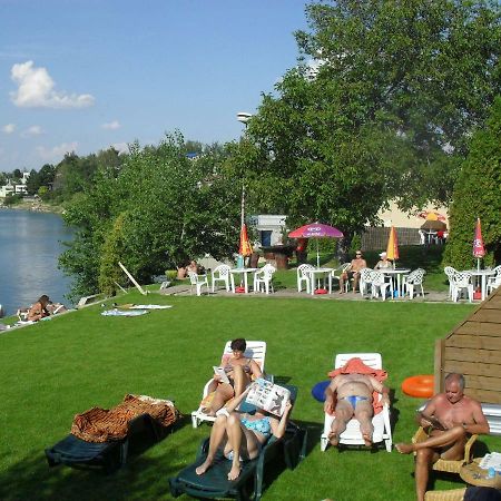 Hotel Fortuna Senec Exterior foto